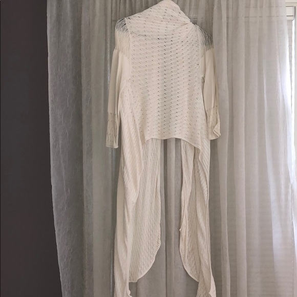 White tie front sweater - Picture 2 of 3